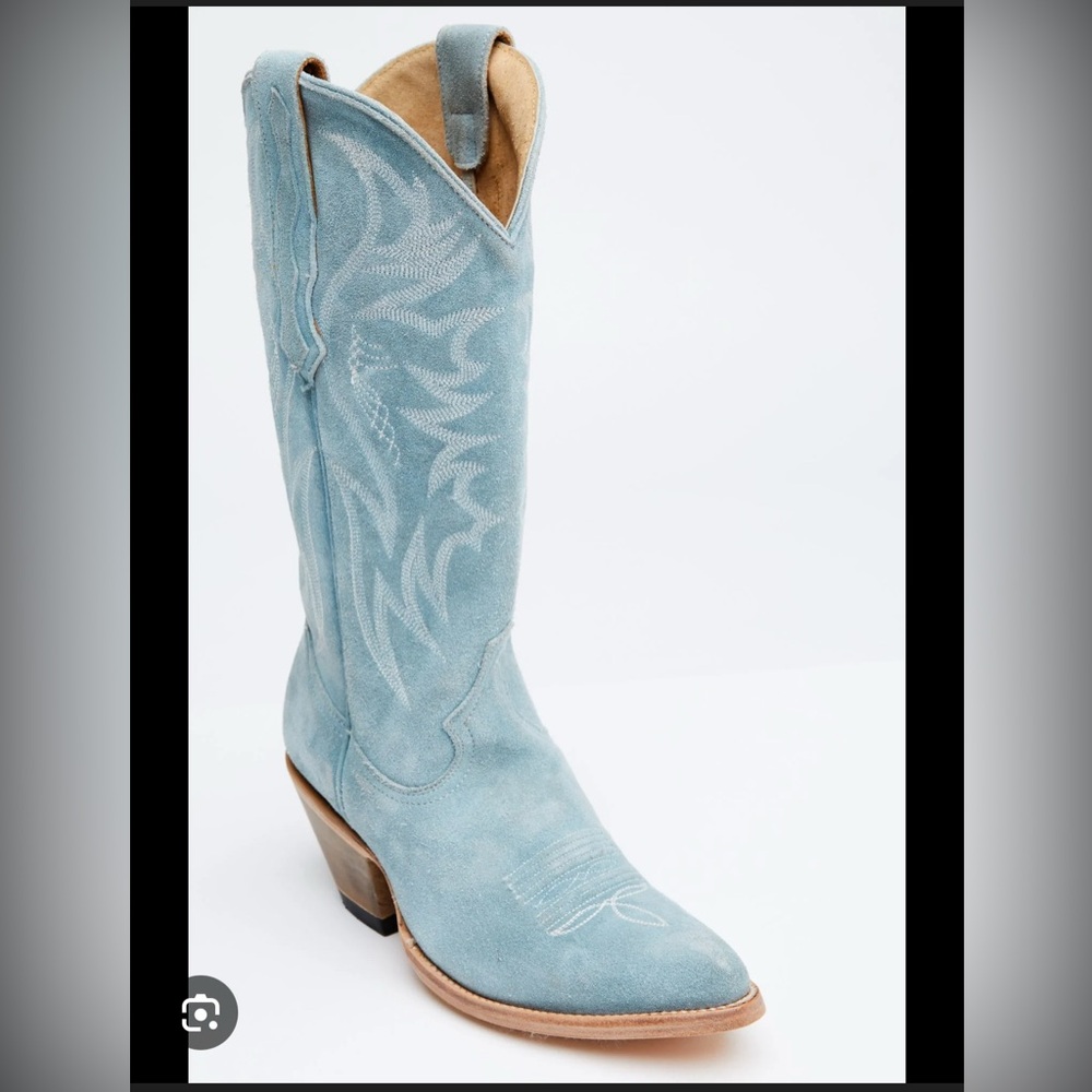 Idyllwind charmed life blue suede boots